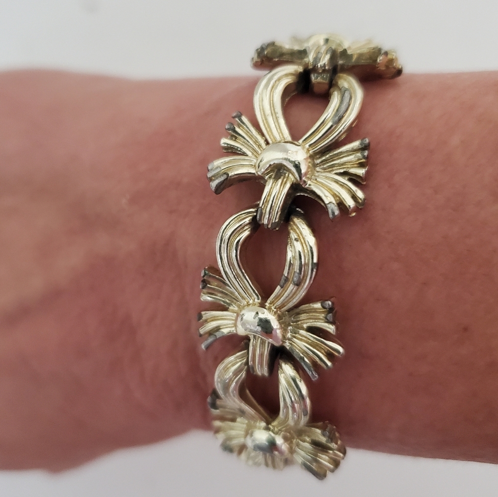 Coro vtg 50s gold tone chunky linked textured Thistle burr bracelet